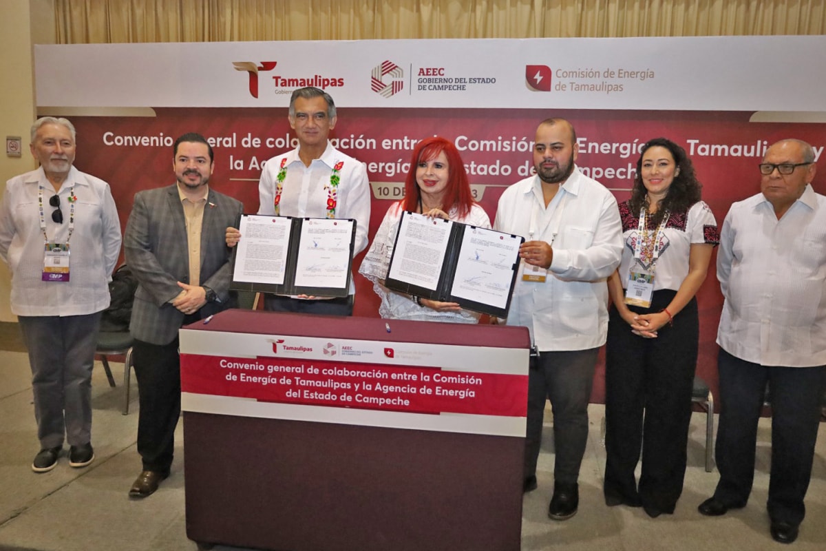 119-2023.-Firman-Americo-y-Layda-convenio-para-impulsar-el-desarrollo-energetico-2