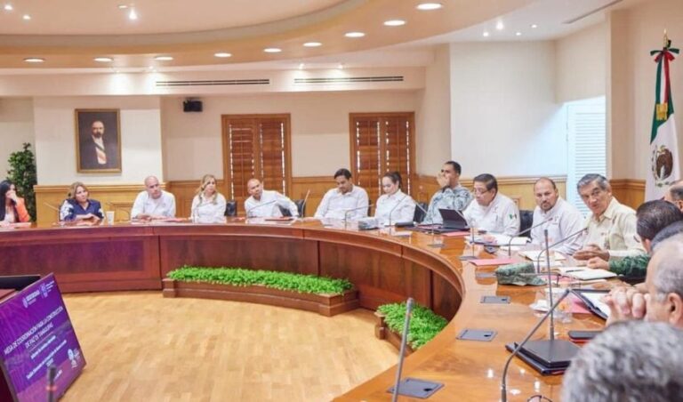 132-2023.-Preside-Gobernador-reunion-de-seguridad-en-Nuevo-Laredo-1-850x500