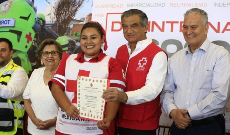 138-2023.-Preside-Americo-evento-del-Dia-del-Socorrista-3-850x500