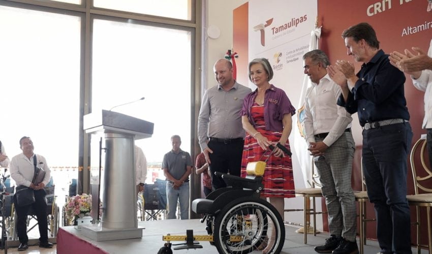 DIF-093-2023.-Recibe-DIF-Tamaulipas-20-sillas-de-ruedas-especiales-donadas-por-el-CRIT-Altamira-2-850x500