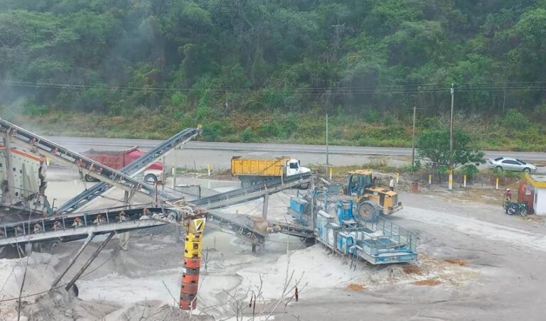 SDU-039-2023.-Reanudan-actividades-trituradoras-de-materiales-850x500