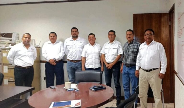 IVU-016-2023.-Coordina-ITAVU-acciones-para-dar-certeza-juridica-en-la-tenencia-de-la-tierra-3-850x500