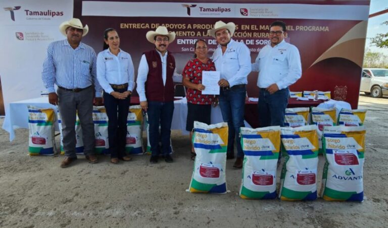 SRU-040-2023.-Entrega-Gobierno-del-Estado-semilla-de-sorgo-a-productores-agricolas-1-850x500