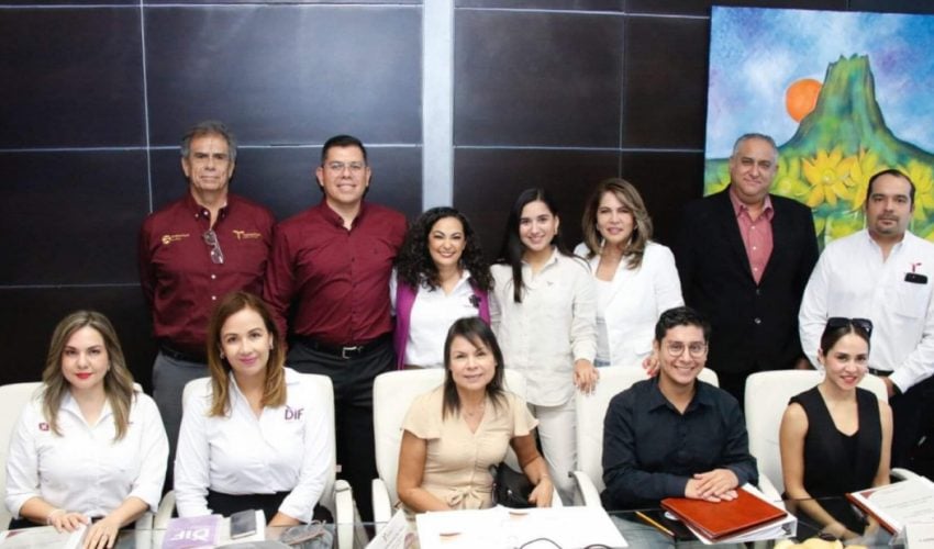 STR-119-2023.-Atencion-especial-de-Americo-Villarreal-Anaya-a-la-Juventud-Olga-Sosa-Ruiz-1-850x500