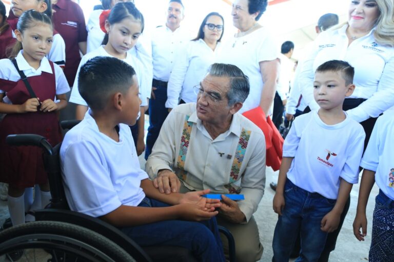 189-2023.-Tamaulipas-participa-con-el-presidente-Lopez-Obrador-en-ceremonia-del-nuevo-ciclo-escolar-18