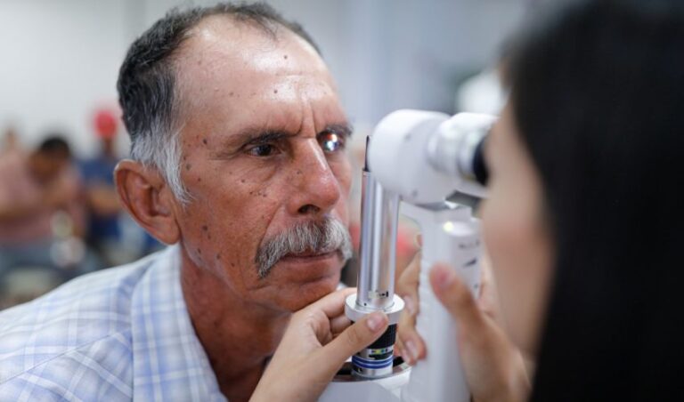 DIF-113-2023.-Beneficia-DIF-Tamaulipas-a-casi-2-mil-personas-de-39-municipios-con-la-campana-de-cataratas-Bienestar-en-tu-mirada-2-850x500