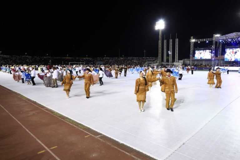 220-2023.-Familias-tamaulipecas-disfrutan-del-evento-365-dias-contigo-2