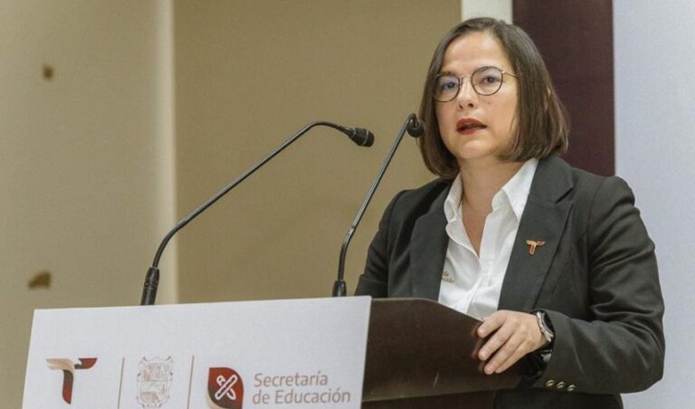 SET-083-2023.-El-Gobierno-cumple-con-los-maestros-en-el-Dia-Mundial-del-Docente-850x500