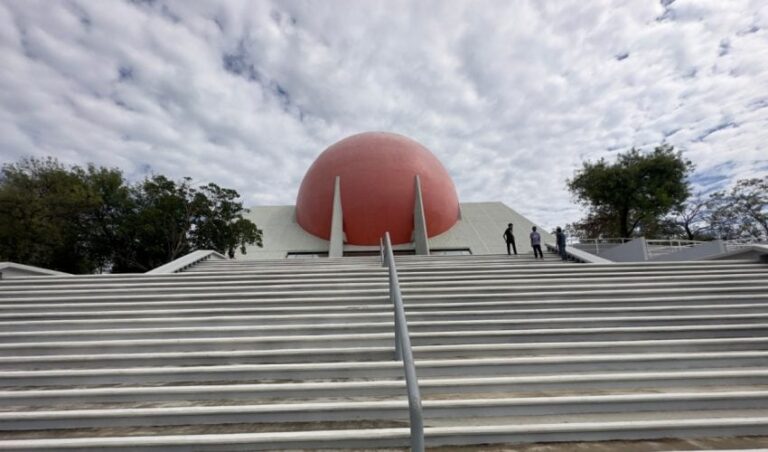 CPB-026-2023.-Rendiran-homenaje-postumo-al-Dr.-Ramiro-Iglesias-Leal-850x500