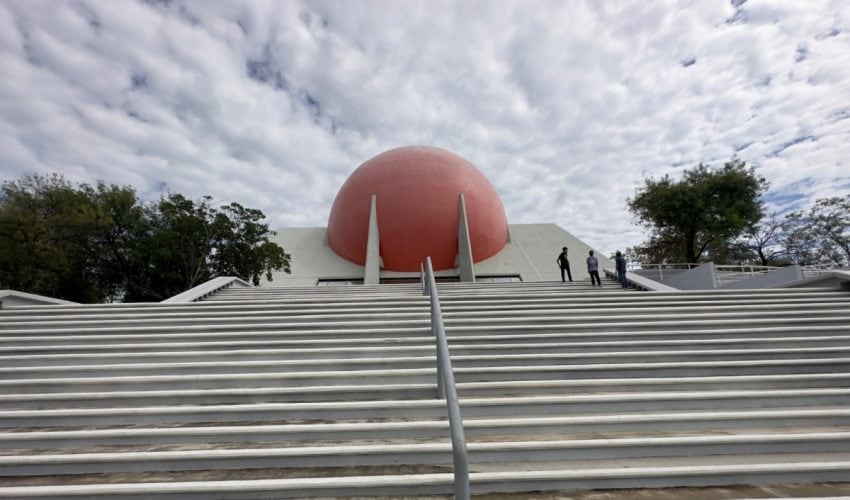 CPB-026-2023.-Rendiran-homenaje-postumo-al-Dr.-Ramiro-Iglesias-Leal-850x500