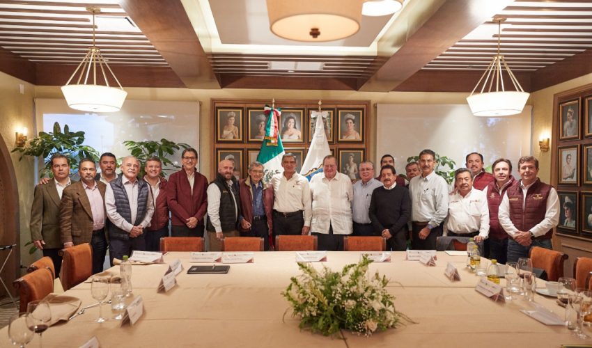 297-2023.-Presenta-Americo-proyecto-del-Dique-El-Moralillo-3-850x500