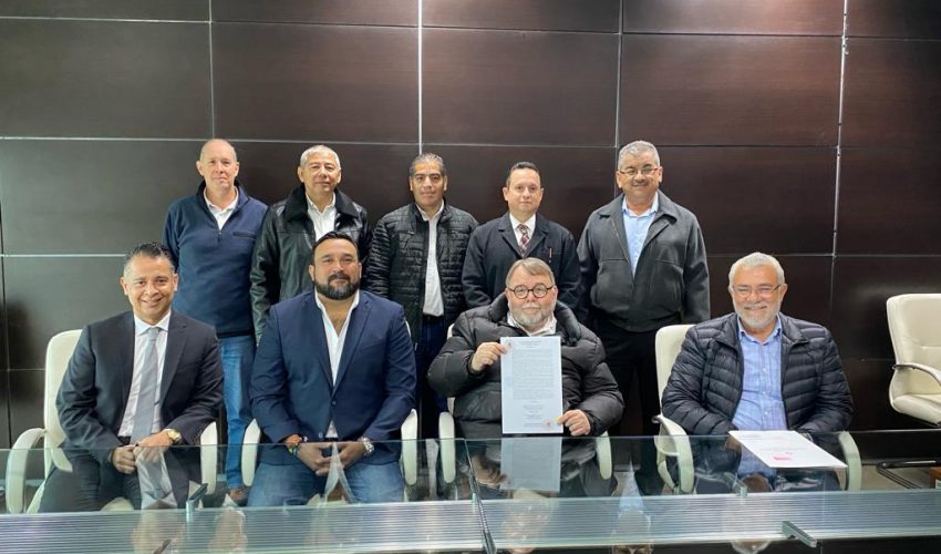 SAD-034-2023.-Gobierno-del-Estado-recibe-donacion-de-terreno-para-paradero-turistico-en-Jimenez-4-850x500