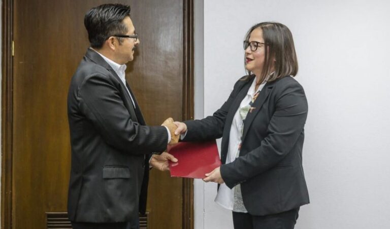 SET-099-2023.-Nombran-nuevo-titular-de-la-Direccion-de-Educacion-Secundaria-de-la-SET-850x500