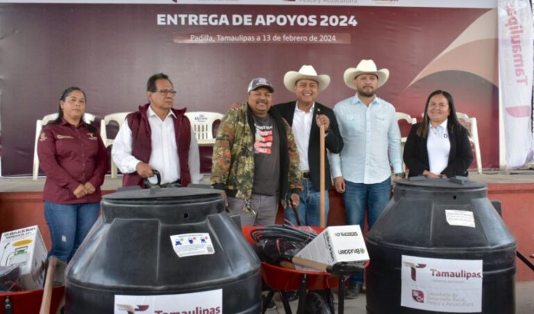 SRU-005-2024.-Benefician-a-familias-de-Padilla-con-la-entrega-de-huertos-de-traspatio-3-850x500