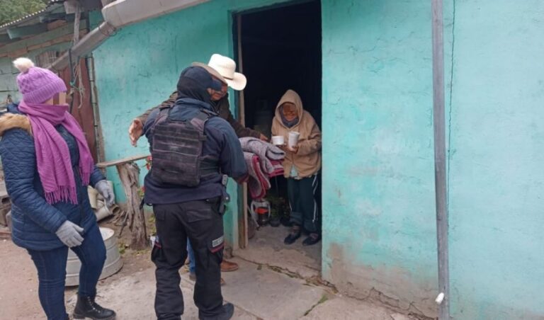 SSP-014-2024.-Autoridades-brindan-apoyo-a-comunidades-rurales-ante-bajas-temperaturas-4-850x500