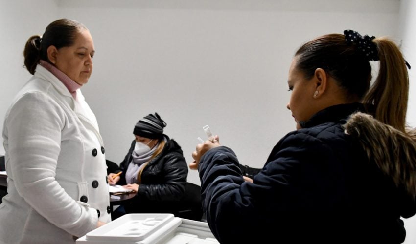 SSP-016-2024.-Personal-de-la-SSPT-refuerza-su-esquema-de-vacunacion-4-850x500