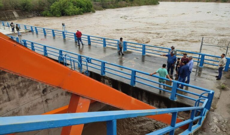 059-2024.-Agradecen-al-gobernador-Americo-Villarreal-derivacion-de-agua-hacia-la-presa-Las-Animas-1-850x500