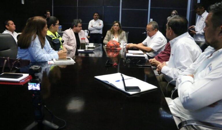 SDU-029-2024.-Coordina-SEDUMA-acciones-para-limpiar-playas-e-investigar-origen-de-hidrocarburo-5-850x500