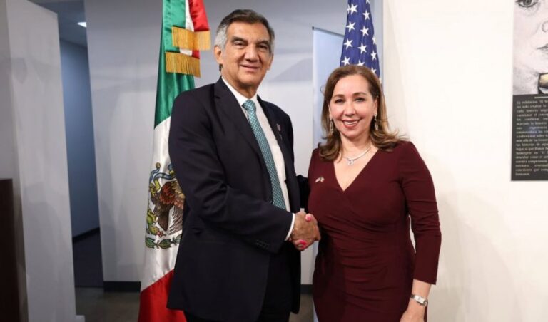 105-2024.-Sostiene-Americo-encuentro-con-migrantes-tamaulipecos-en-Houston-5-850x500