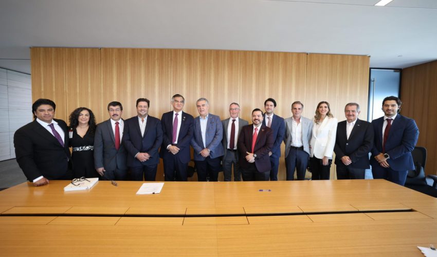 106-2024.-Fortalecen-el-gobernador-Americo-Villarreal-y-Woodside-Energy-acuerdos-para-el-bienestar-social-5-850x500