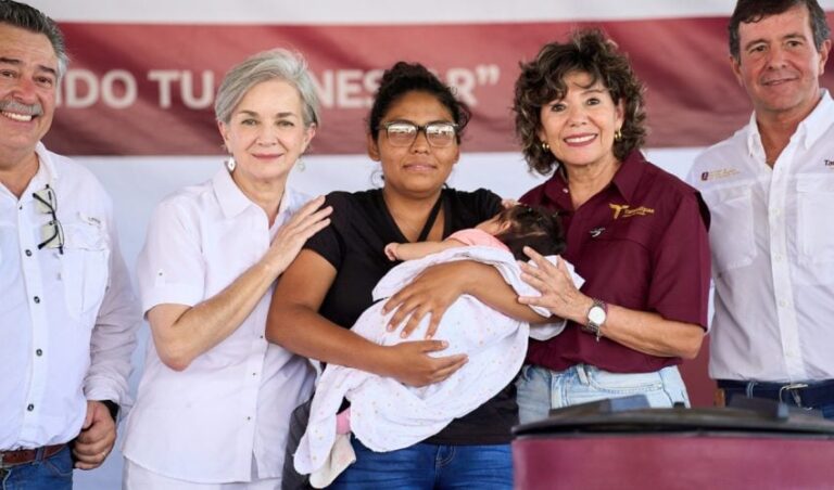 SBS-026-2024.-Respaldan-DIF-y-SEBIEN-afectados-por-tormenta-Alberto-5-850x500