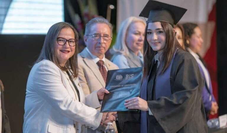 SET-070-2024.-Tiene-Tamaulipas-nuevos-licenciados-e-ingenieros-egresados-de-la-Universidad-Politecnica-de-Victoria-1-850x500