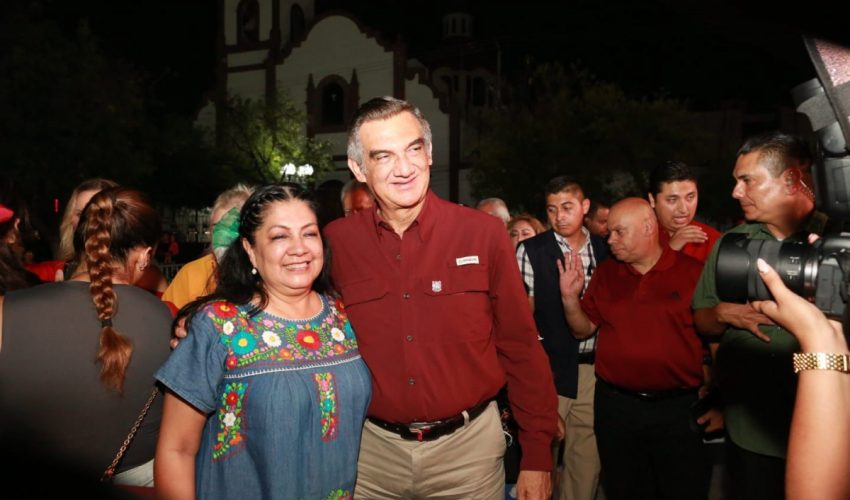 121-2024.-Canelo-Alvarez-conquista-por-segunda-ocasion-el-Cinturon-Tamaulipas-WBC-2024-2-850x500