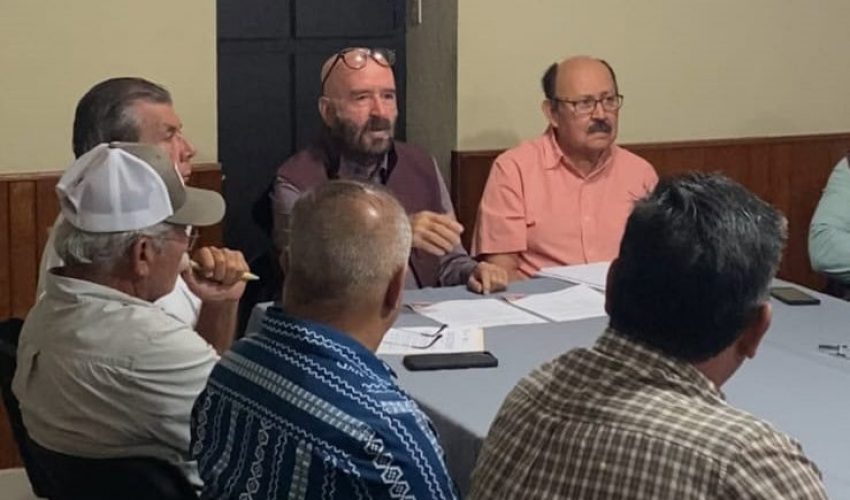 SRH-016-2024.-Entregan-SRH-y-CONAGUA-apoyos-a-usuarios-del-Distrito-de-Riego-026-3-850x500