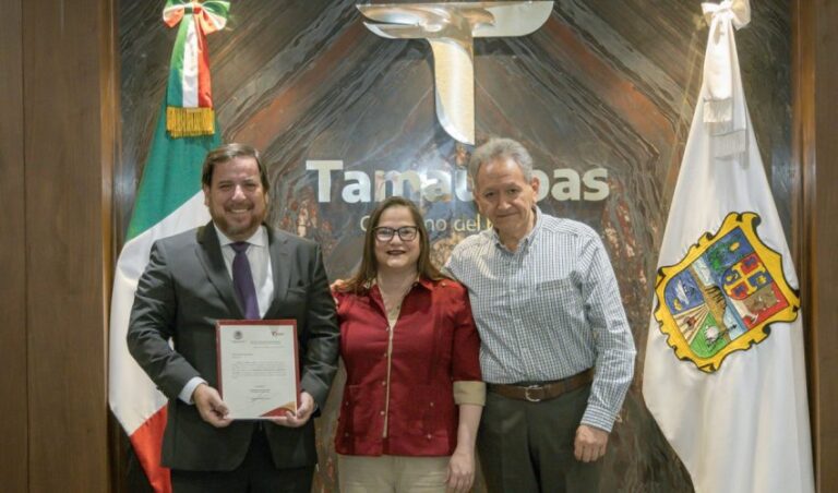 146-2024.-Entregan-nombramiento-a-nuevo-subsecretario-de-Planeacion-en-Educacion-de-Tamaulipas-4-850x500