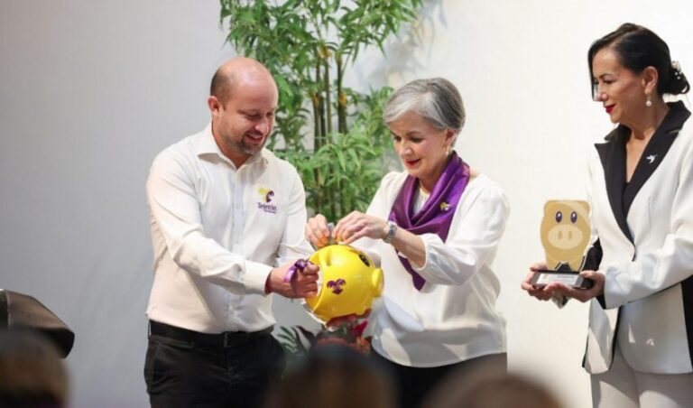 DIF-071-2024.-Da-inicio-Maria-de-Villarreal-al-Boteo-Teleton-2024-en-Tamaulipas-2-850x500