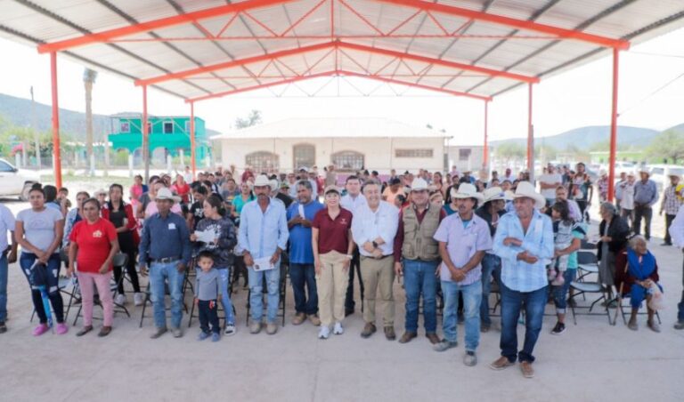 SBS-037-2024.-Cumple-gobernador-con-ejido-Francisco-Villa-de-Tula-3-850x500