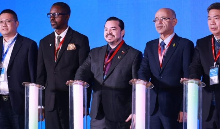 SDE-054-2024.-Inaugura-Jose-Ramon-Silva-el-WOGE-2024-en-la-Republica-Popular-China-4-850x500