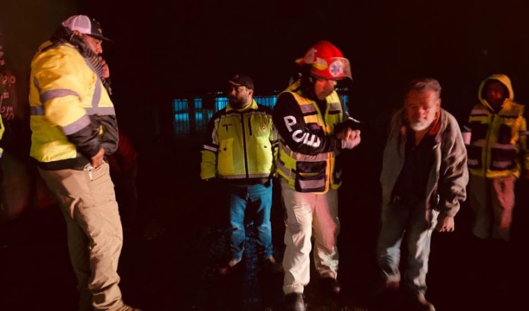 CPC-001-2025.-Atiende-Proteccion-Civil-Tamaulipas-a-personas-vulnerables-ante-bajas-temperaturas-2-850x500