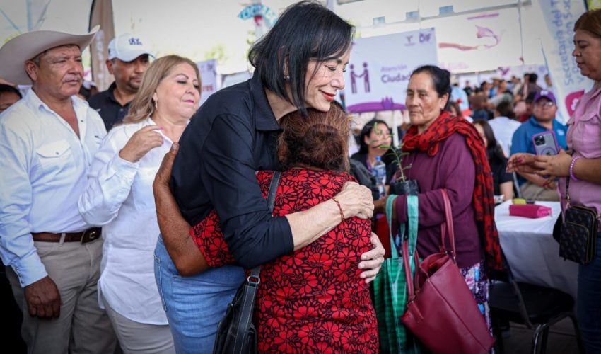 DIF-053-2025.-Llega-la-Ruta-del-Apapacho-del-DIF-Tamaulipas-a-Bustamante-9-850x500